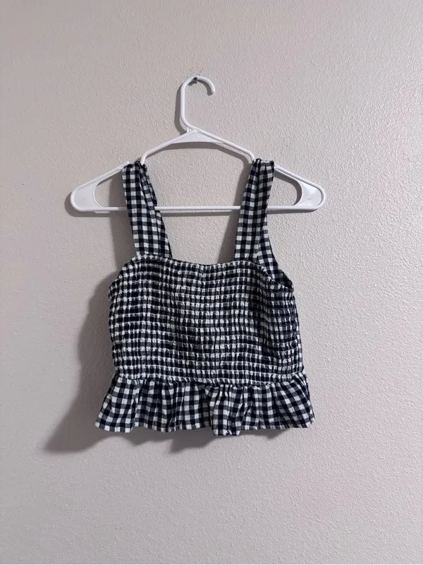 American Eagle Outfitters Black and White Gingham Tie-Back Crop Top - Image 3