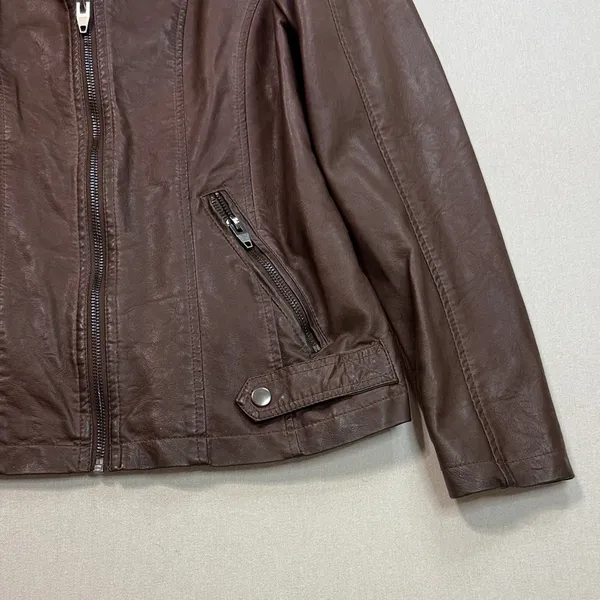 Sebby Collection Elegant Brown Faux Leather Jacket - Image 4