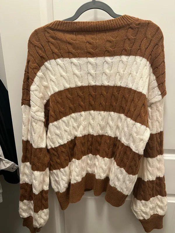 Brown and White Striped Sweater Size M - Image 2