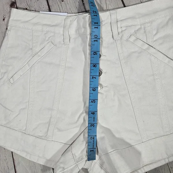 WeWoreWhat Seamed Short High Rise Twill‎ Denim White Button Fly WWDB99-1 Size 26 - Image 8