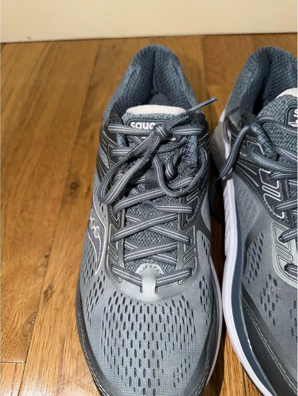 Size US 11 Women’s Saucony Echelon EVERUN 7 Running Sneakers Gray Slate Pink - Image 10
