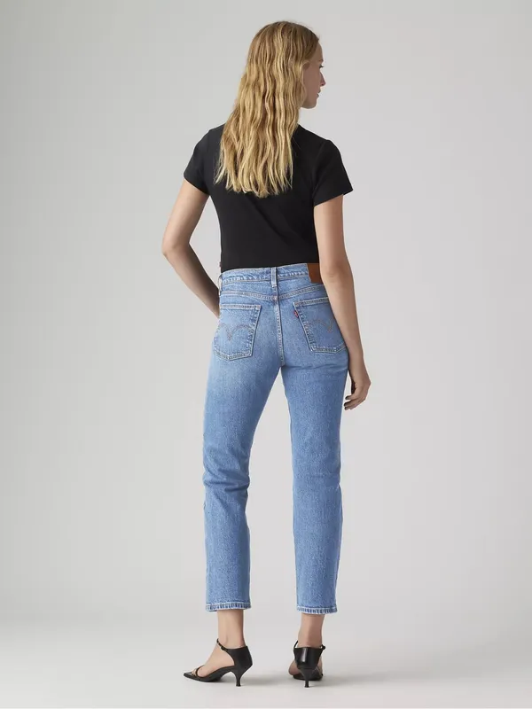 NWT Levi’s Wedgie Straight Light Wash Jeans 30 X 30 - Image 2