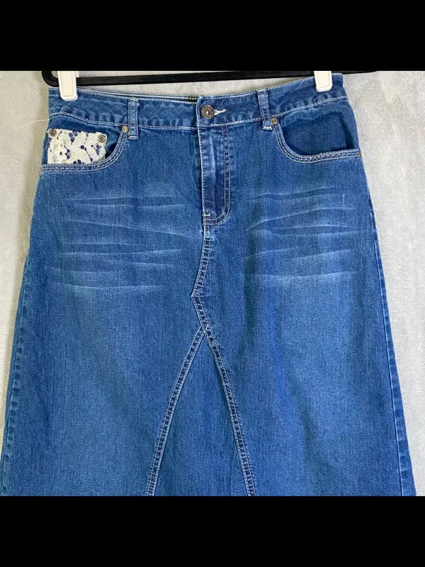 Vintage denim maxi skirt boho festival back slit size 6 Cato cottage lace detail - Image 2