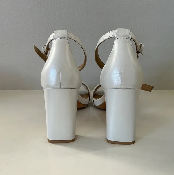 Naturalizer Heels White - Image 3