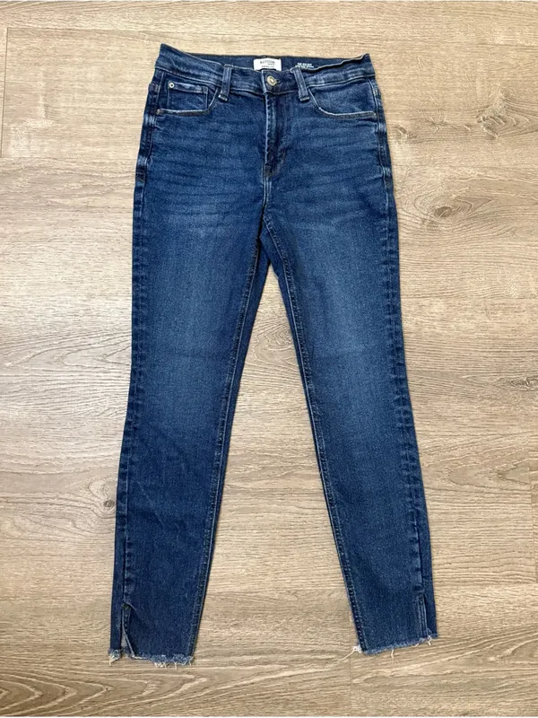 •Kensie• Kelsey High Rise Skinny Jeans - Image 2