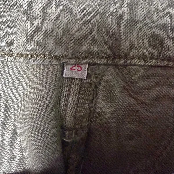 Levi’s Baggy Dad Cargo Tencel Pants Green - Image 4