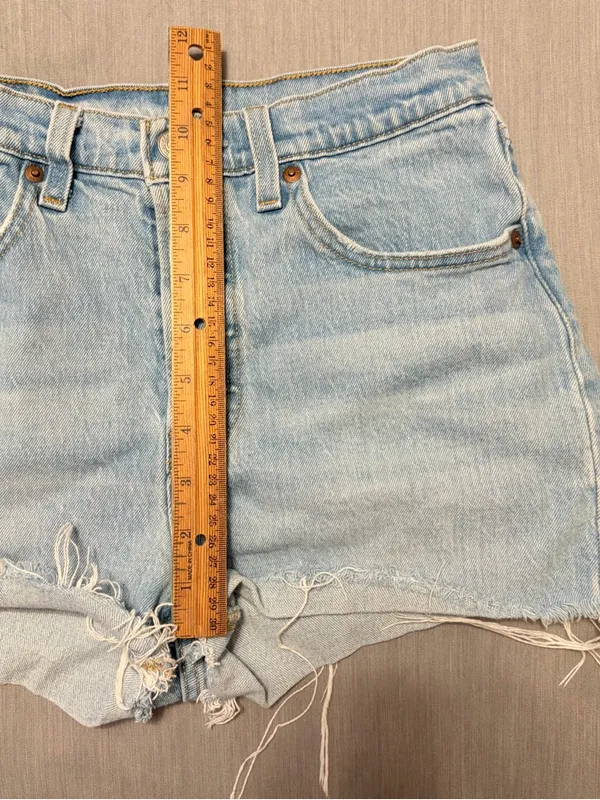 Levi’s 501 Light Wash High Rise Denim Shorts 27” Waist - Image 7
