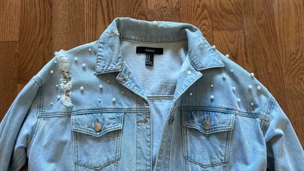 Jean Jacket Size M - Image 3