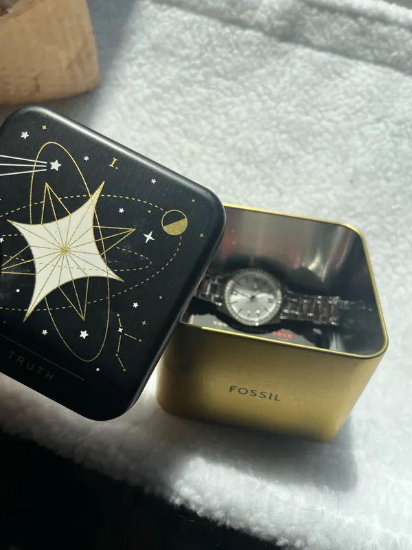 Silver Fossil Watch Women’s - Image 2