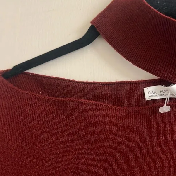 ✨Oak + Fort Cutout Maroon Sz Small Sweater✨ Red - Image 8