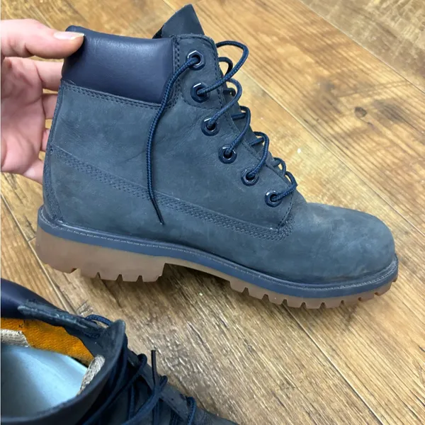 Timberland Men's Dark Blue Boots - Image 4