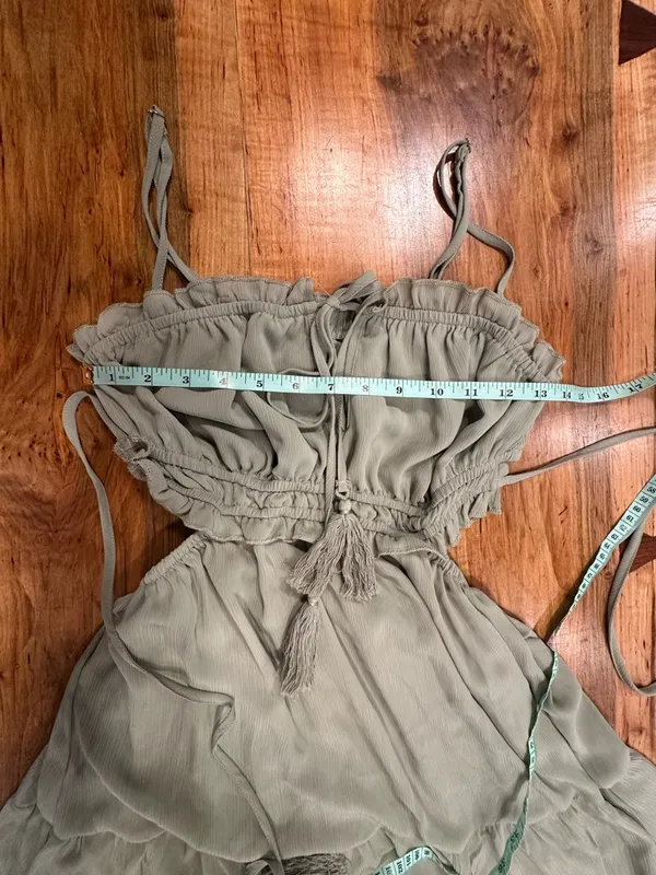Boho Resortwear Sage Green Tiered Maxi Dress Cutout Waist Tassel Detail M - Image 6