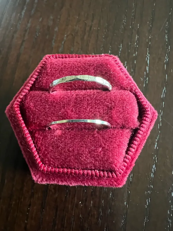 Gorgeous Stainless Steel Silver 2 Piece Simple Band Set Size 7 - Image 2