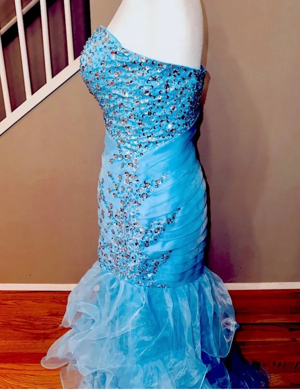 Prom dress sz 4 Blue - Image 4
