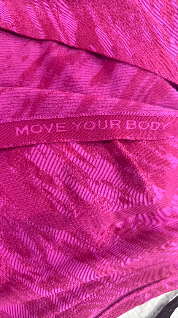 Pink Lululemon Swiftly Tech - Image 4