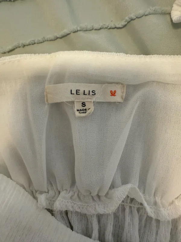 White Top Le Lis - Image 2