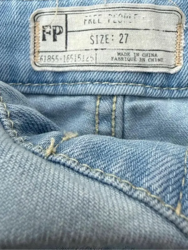 Free People Light Blue Denim Overalls Straight Leg Classic Retro Size 27 - Image 4