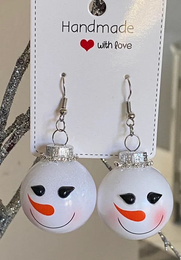 Handmade Adorable Christmas Snowman Earrings - Image 2