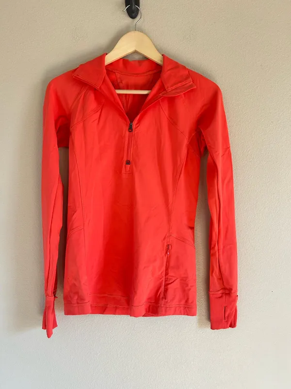 The shirt is a Lululemon Race With Grace 1/2 Zip Pullover Sz 6 nwot - Image 2