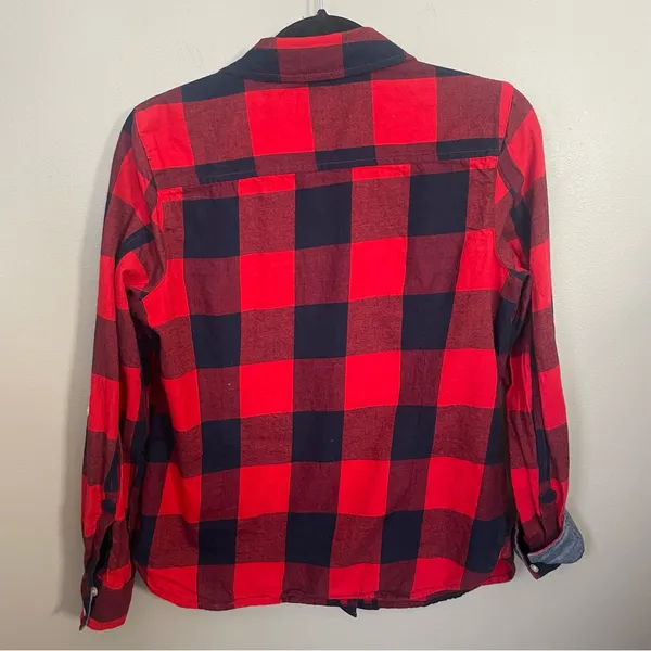 Tommy Hilfiger Cotton Flannel Button down navy and red checkered - Image 2