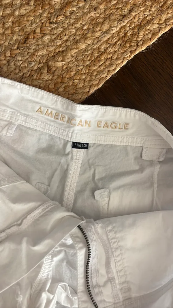 White Cargo American Eagle Shorts - Image 4