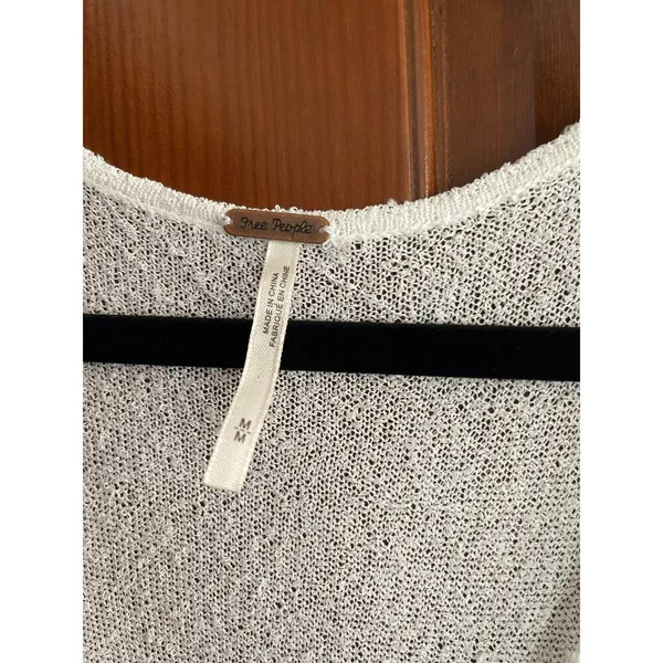 Free People viscose knit v neck tunic - Image 2