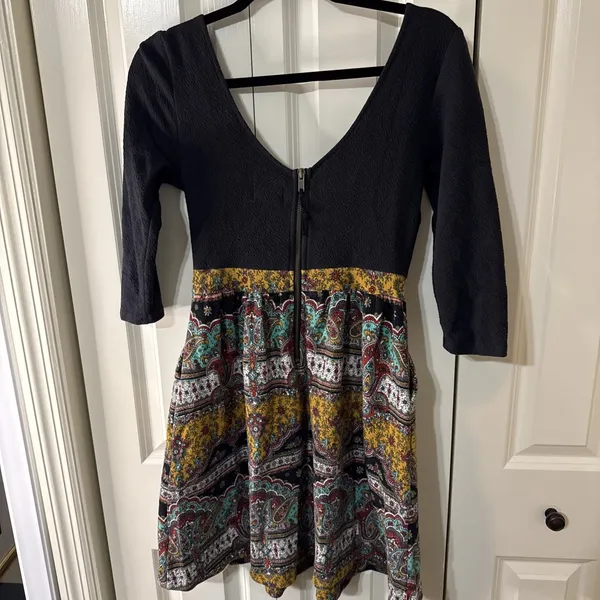 Maeve Anthropology Black Boho Paisley Dress With Half Sleeves Size 4‎ Petite - Image 3