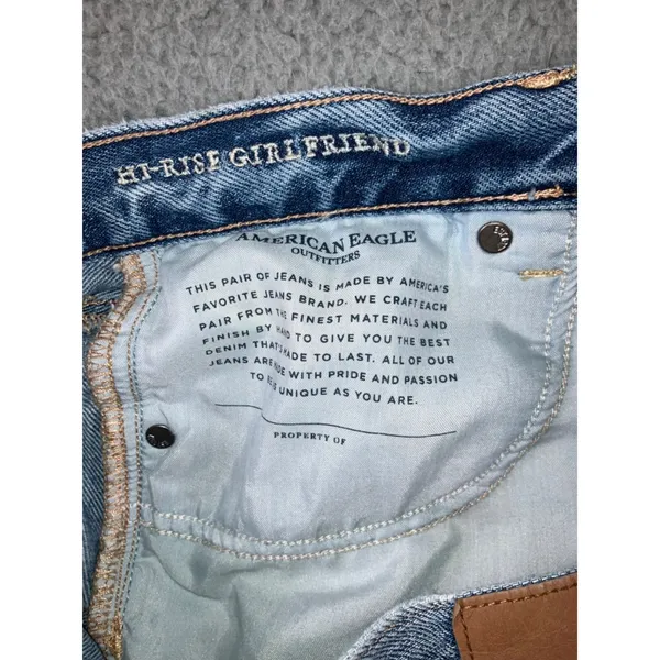 American Eagle Girlfriend Jeans Women 8 Short High Rise‎ Distressed Thrashed - Image 13