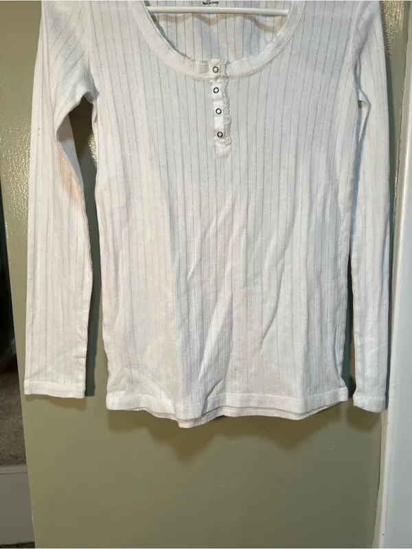 Eddie Bauer Women's Size Small Scoop Neck Henley Top White Lace Ribbed Cotton - Image 3
