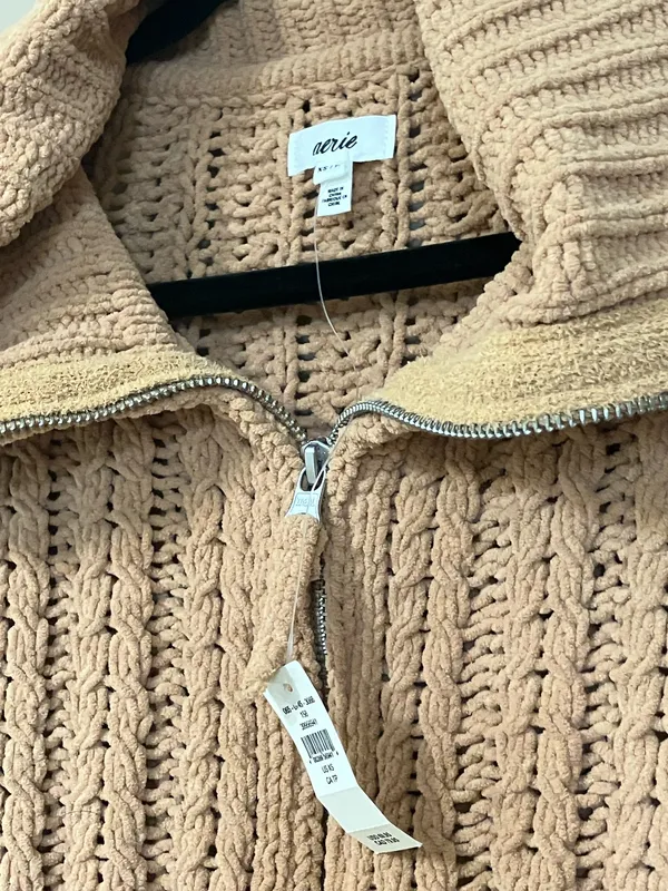 Aerie Cable knit sweater NWT - Image 2