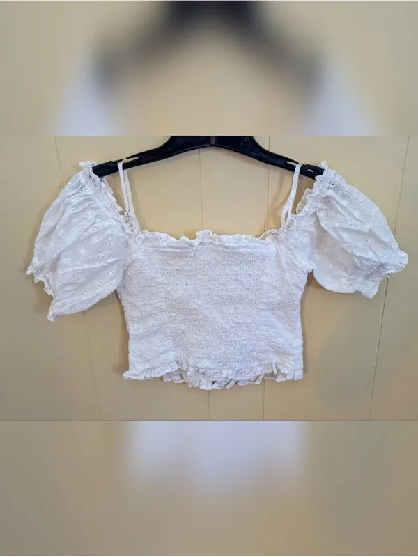 ASTR White Eyelet Puff-Sleeve Crop Top - Women - Image 3