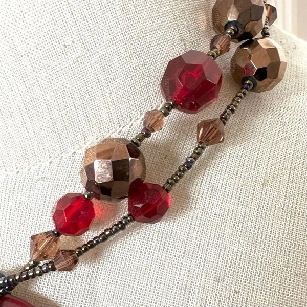 Lia Sophia red beaded double stranded pendant necklace - Image 3