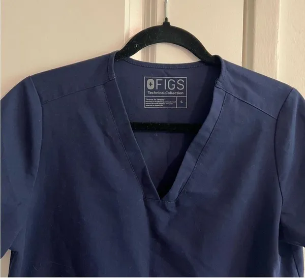 FIGS Casma Scrub Top, Small Navy - Image 4
