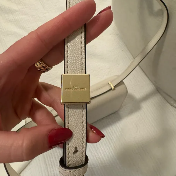 Marc Jacobs Ivory Crossbody Bag with Gold Accent - Image 6