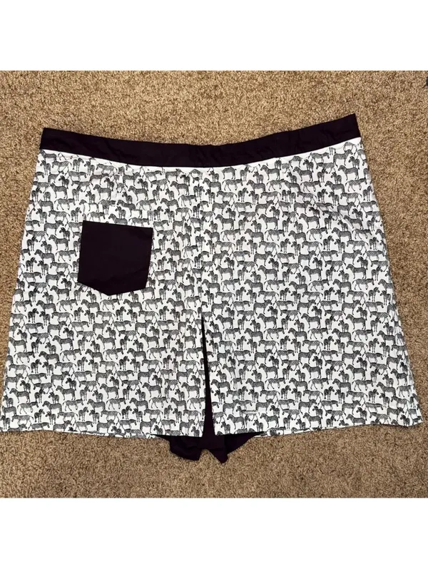 Women’s Unique Vintage Zebra Skort 1X/16 Black and White Zebra Patterned Skort - Image 3
