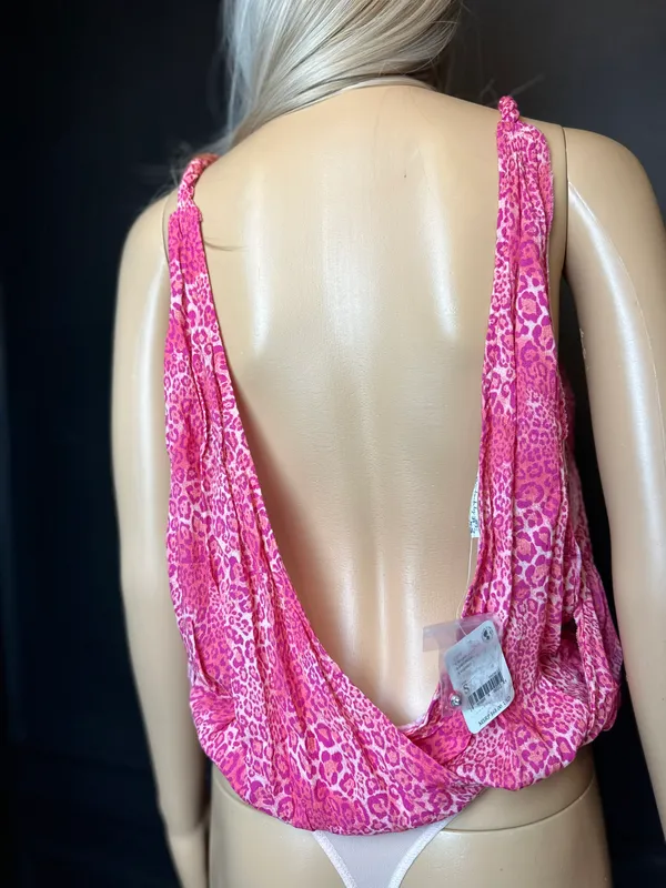 NWT  Pink Leopard Print Bodysuit - Image 8