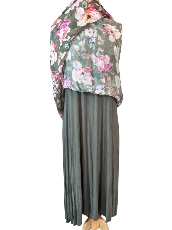 Bellambra Made in Italy Silk Blend Sage Green Floral Halter Maxi Dress - Image 6