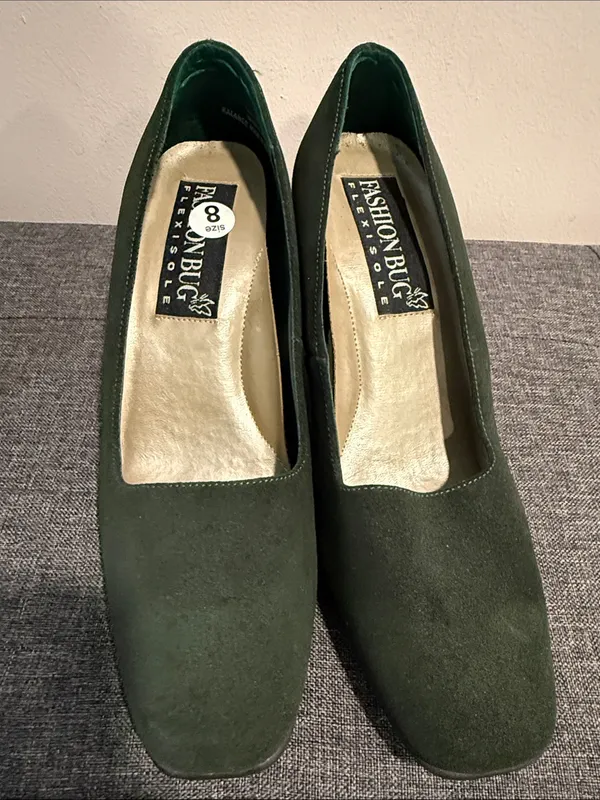 Fashion Bug Dark Green Suede Block Heel Pumps Size 8 - Image 2
