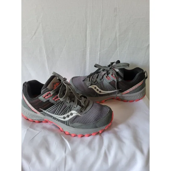Saucony Women's Excursion TR14 Gray size 8 - Image 11