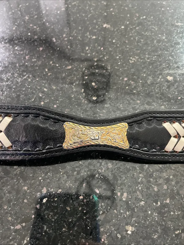 Western Black Leather Belt With Buckle Featuring Two Kissing Horse Heads - Image 8