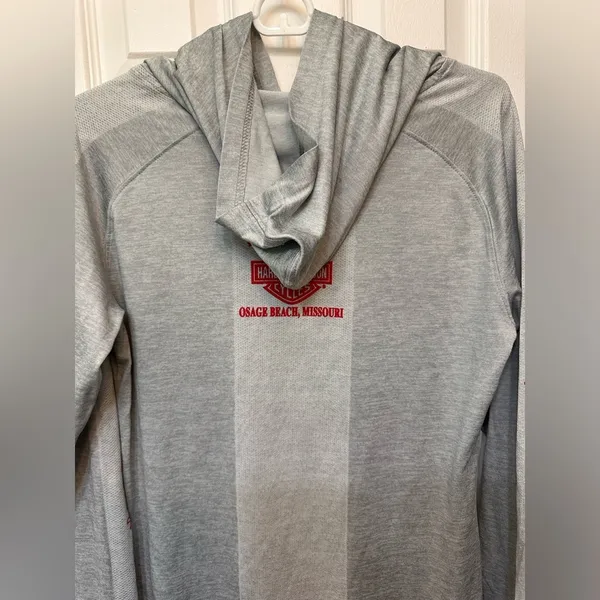 Harley-Davidson Women's Long Sleeve Hooded 'Peace' Shirt Size M - Image 5