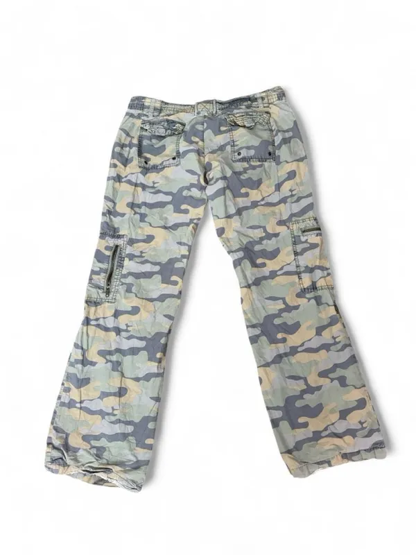 Y2K Old Navy Camo Low Rise Pants - Image 3