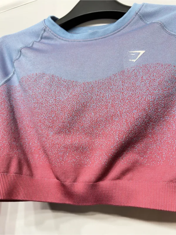 Gymshark Women's Adapt Ombre Seamless Long Sleeve Crop Top Blue/Purple Size M - Image 5