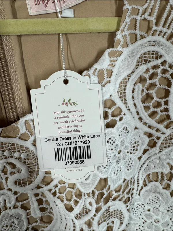 Ivy City Cecilia White Lace Midi Dress Size 12 bridal wedding rehearsal NEW - Image 4