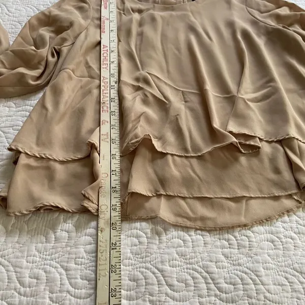 Zara Basic Tan Layered 3/4 Sleeve Boxy Flowy Chiffon Blouse Size XS - Image 8