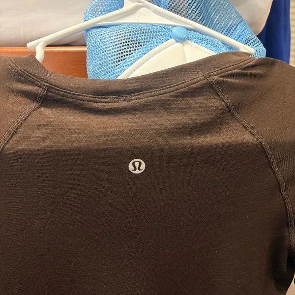 Lululemon Long Sleeve Swiftly Tech - Image 3