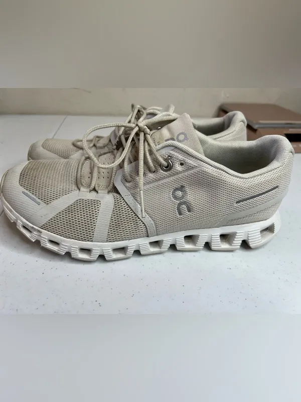 ON Cloud 5 Running Pearl Women’s 9 Sneakers Shoes 59-98773 Cloud Tech Comfort - Image 3