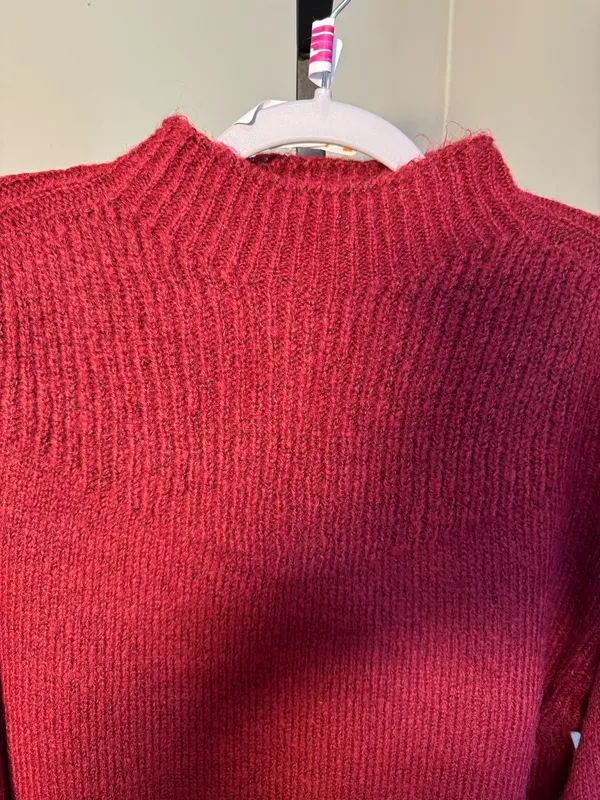 NWOT Zenana round neck sweater - Image 3