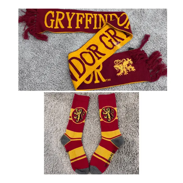 Gryffindor Scarf & Socks - Image 2