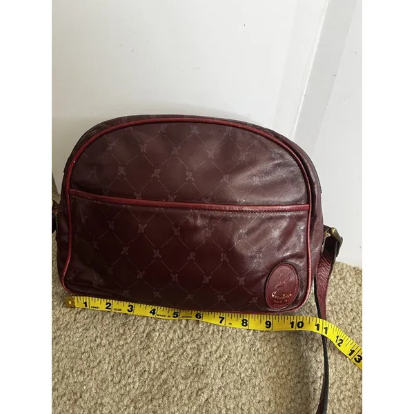 Italian Red Leather Shoulder Bag Logo Quiet Luxury Classic Business Professional - Image 7